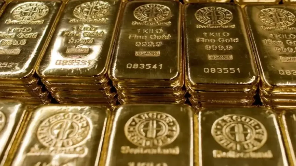 أسعار الذهب تواصل التراجع للجلسة السابعة على التوالي بخسائر تتجاوز 5%